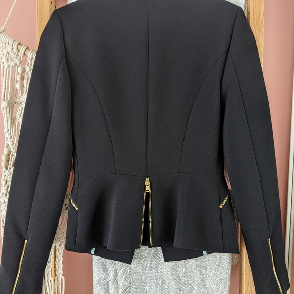 Black blazer - Picture 3 of 3